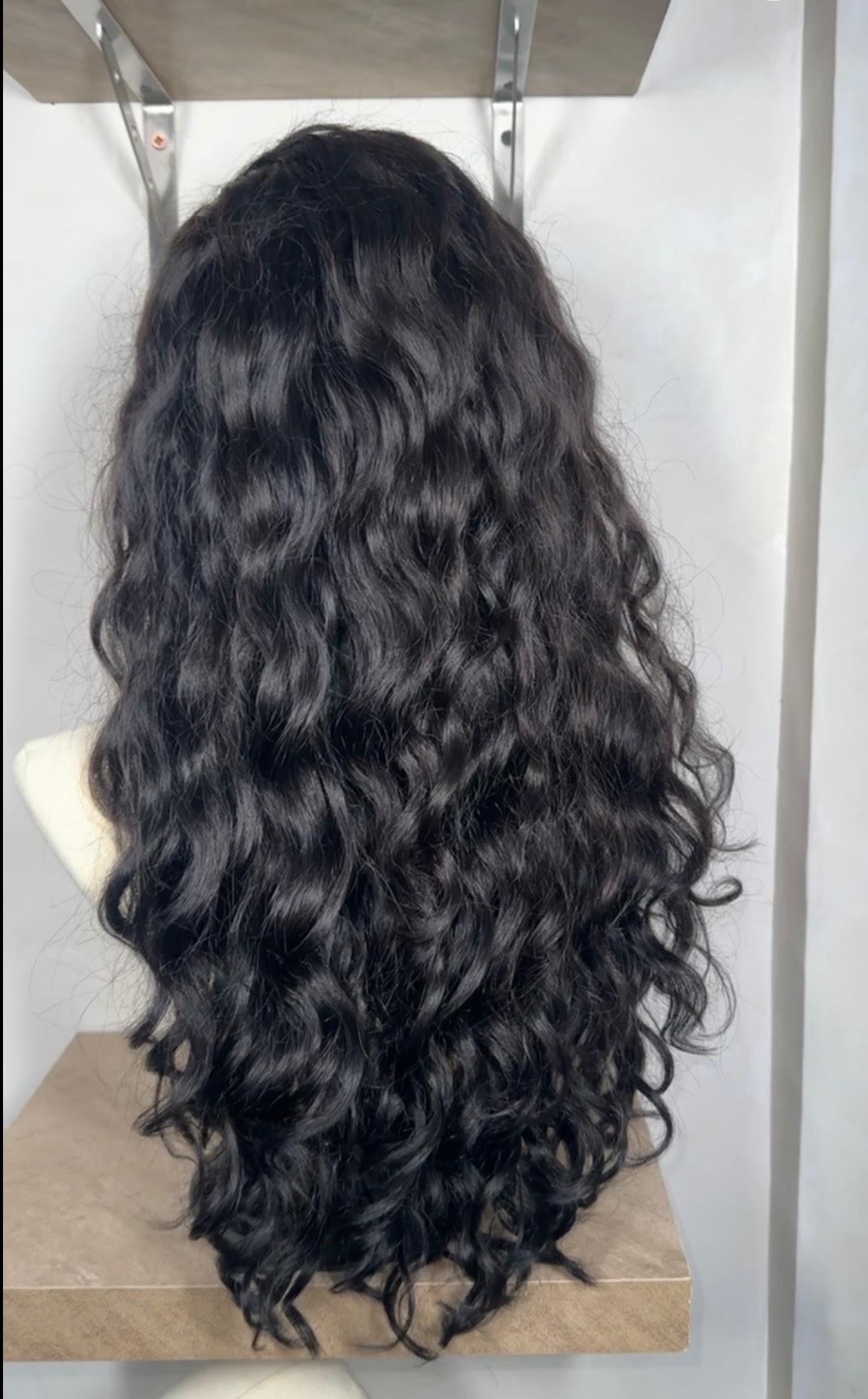 LEYE Ready to Wear Wig - Natural Wavy