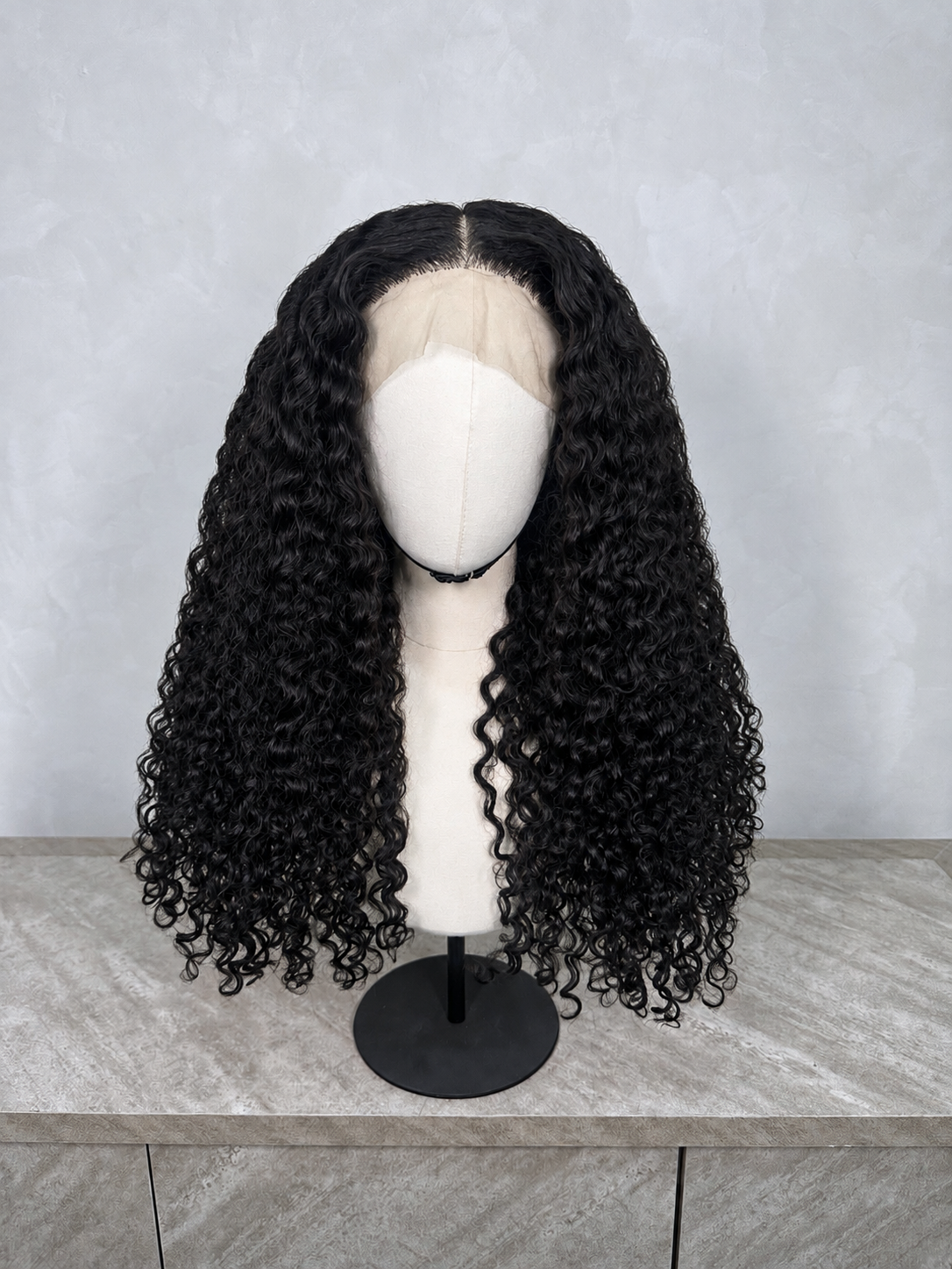 LEYE Ready to Wear Wig — Burmese Curly 20”